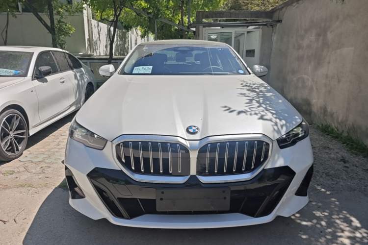 Used BMW 5 Series 2024 525i M Sport Package Front