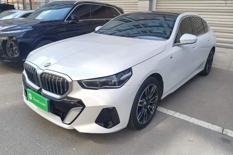 Used BMW 5 Series 2024 525Li M Sport Package Guazi used car, China used car export, Used car for sale, Used  cars, Cheapest cars for sale