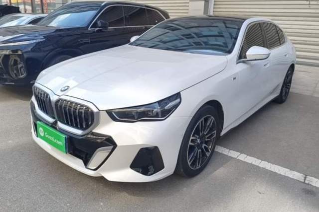 Used BMW 5 Series 2024 525Li M Sport Package