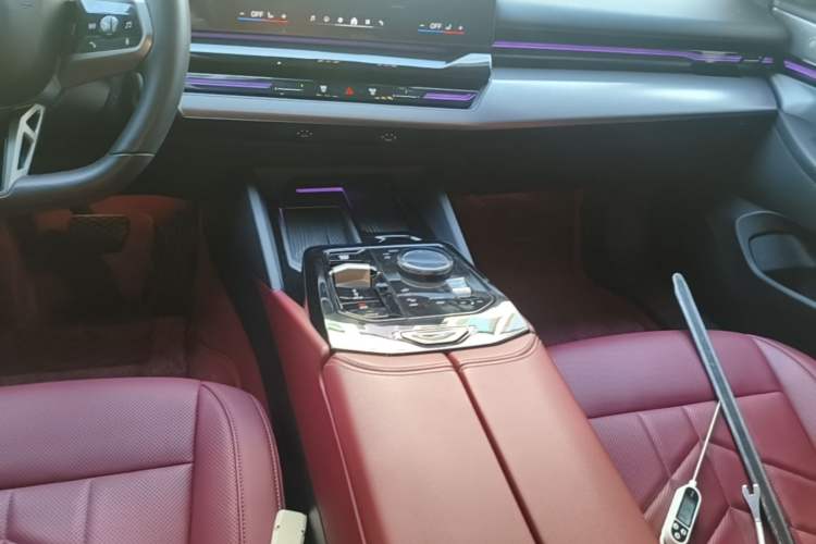 Used BMW 5 Series 2024 525Li M Sport Package Gear Lever