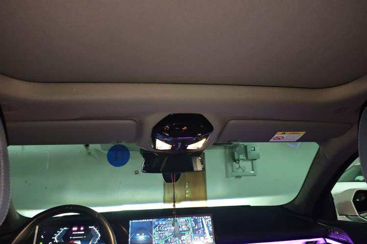 Used BMW 5 Series 2024 530Li Luxury Edition M Sport Package Headliner