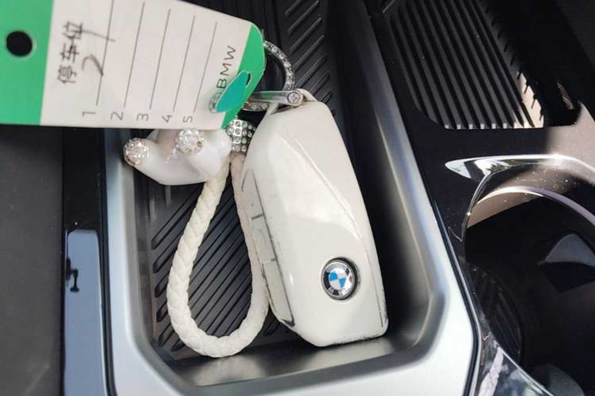 Used BMW 5 Series 2024 525Li Luxury Package Interior 1