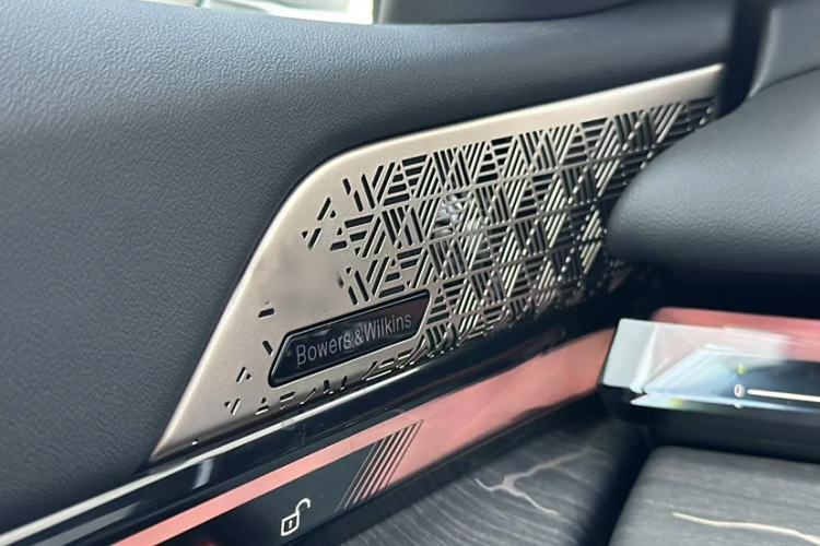Used BMW 5 Series 2024 530Li Luxury Edition M Sport Package Interior 3