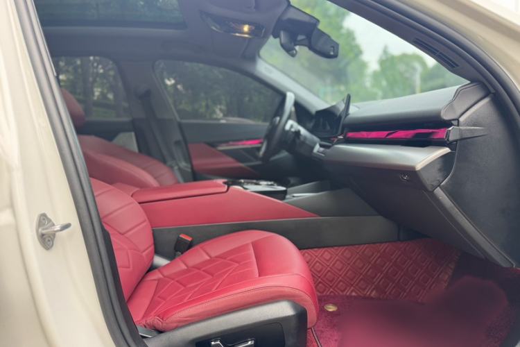 Used BMW 5 Series 2024 530Li Leading Model M Sport Package Interior 6