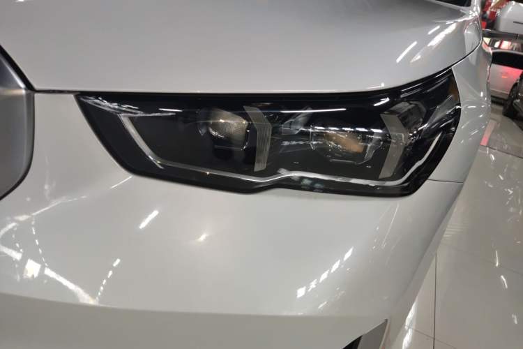 Used BMW 5 Series 2024 525Li Luxury Package Left Front Headlight