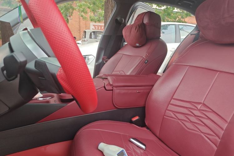 Used BMW 5 Series 2024 530Li Leading Model M Sport Package Left Front Seat