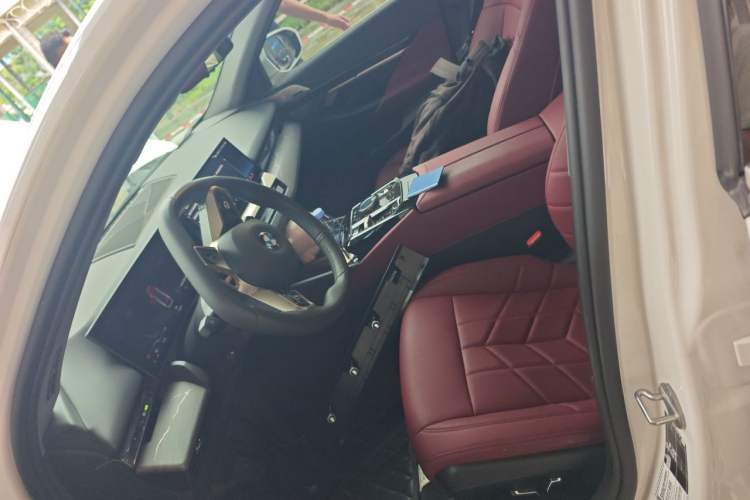 Used BMW 5 Series 2024 530Li Leading Model M Sport Package Left Front Seat