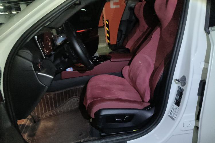 Used BMW 5 Series 2024 530Li Leading Model M Sport Package Left Front Seat