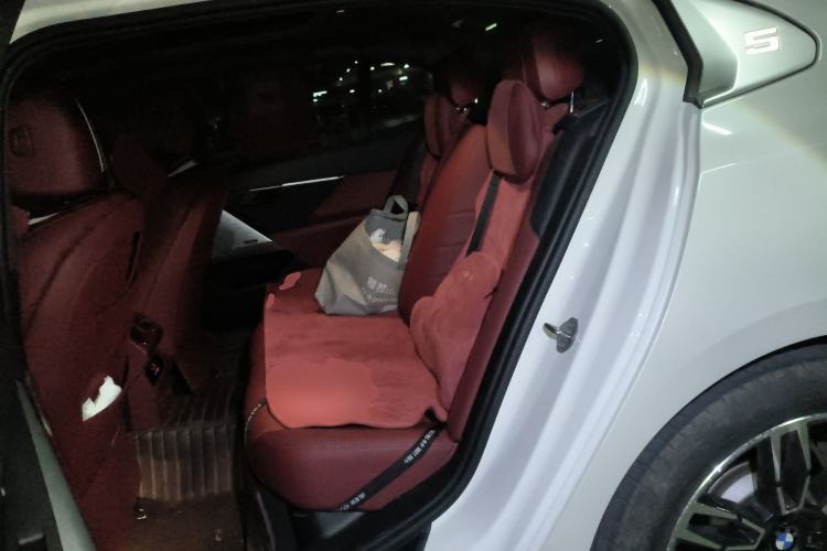 Used BMW 5 Series 2024 530Li Leading Model M Sport Package Left Rear Seat