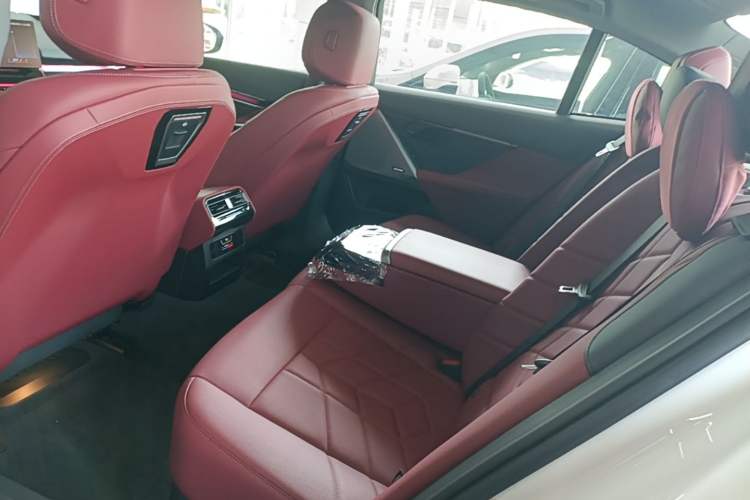 Used BMW 5 Series 2024 530Li xDrive M Sport Package Left Rear Seat