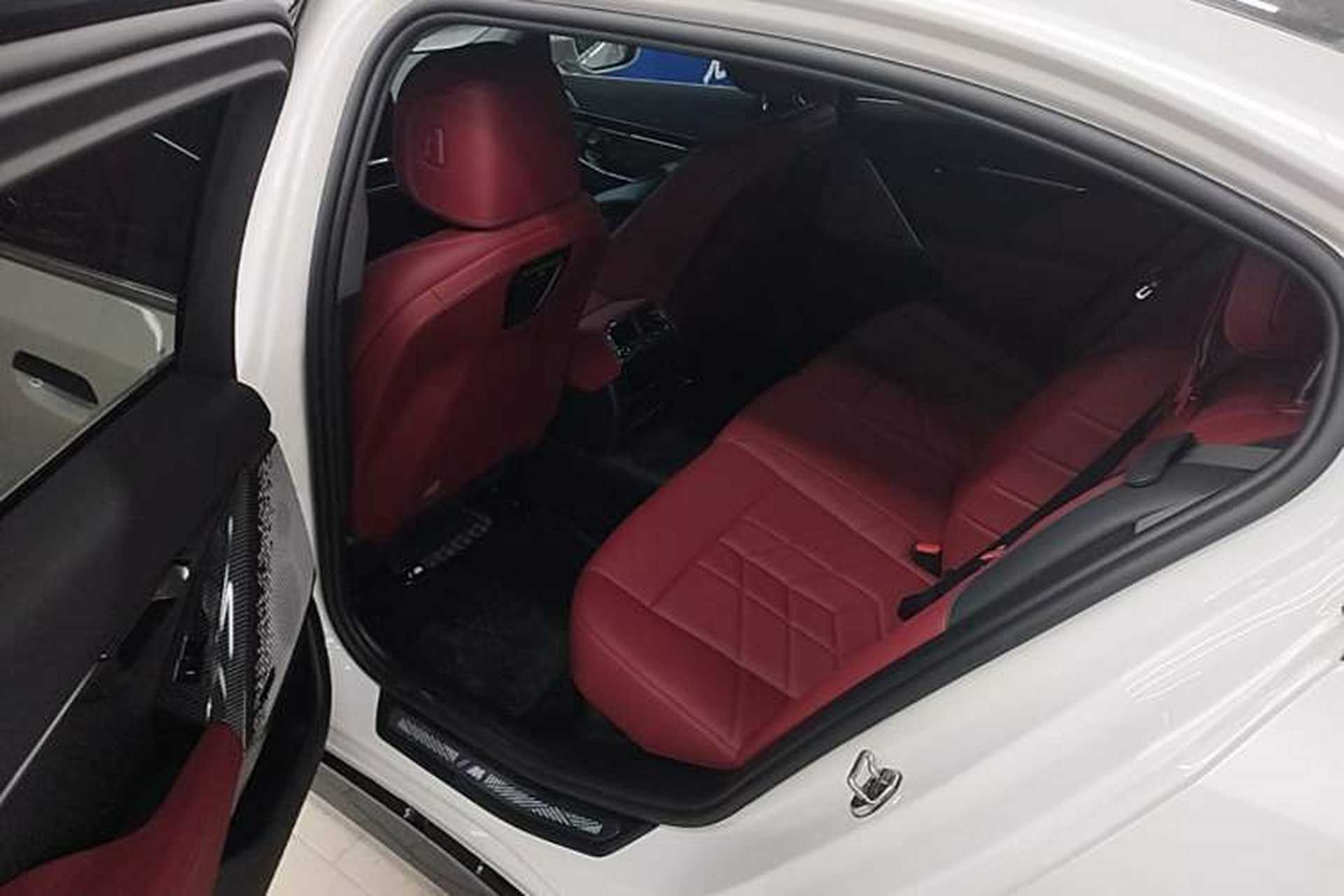 Used BMW 5 Series 2024 525Li M Sport Package Left Rear Seat