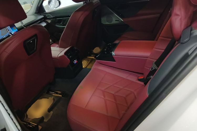 Used BMW 5 Series 2024 525Li M Sport Package Left Rear Seat