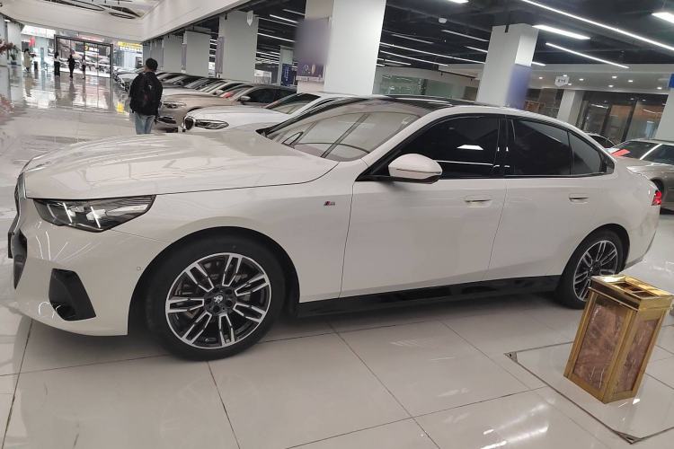 Used BMW 5 Series 2024 525i M Sport Package Left Side