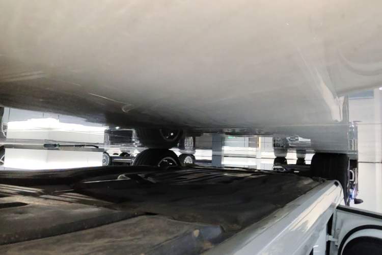 Used BMW 5 Series 2024 525Li Luxury Package Left Side Sill