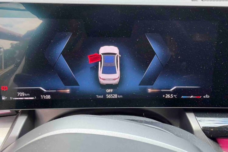 Used BMW 5 Series 2024 530Li Leading Model M Sport Package Odometer Close Up