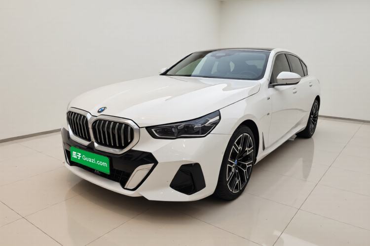 BMW 5 Series 2024 530Li Luxury Edition M Sport Package