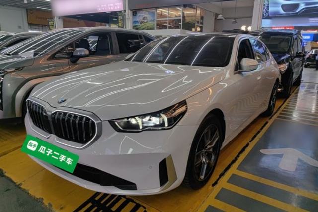 BMW 5 Series 2024 530Li Leading Luxury Package usado