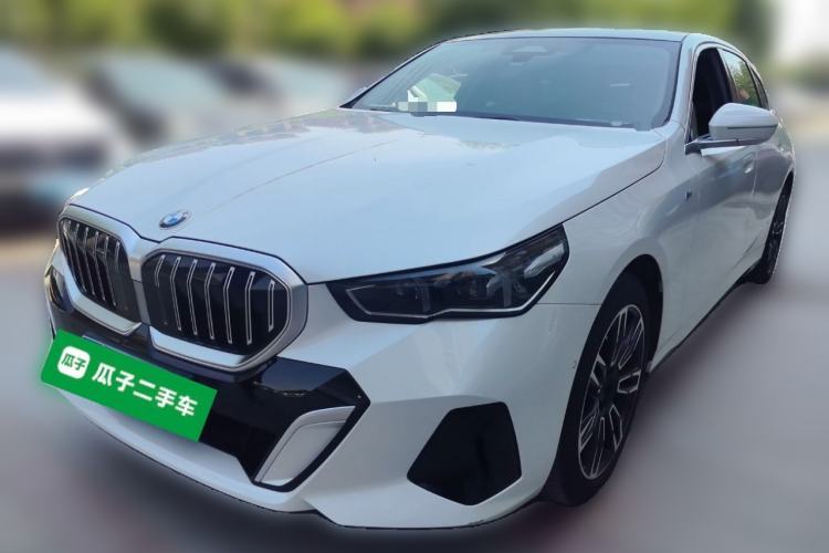 Used BMW 5 Series 2024 525Li M Sport Package Guazi used car, China used car export, Used car for sale, Used  cars, Cheapest cars for sale