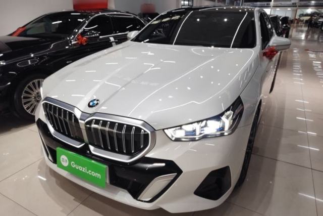 Used BMW 5 Series 2024 530Li Luxury Edition M Sport Package