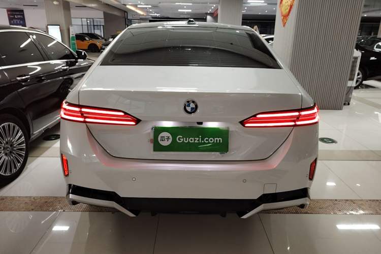 Used BMW 5 Series 2024 525Li M Sport Package Rear