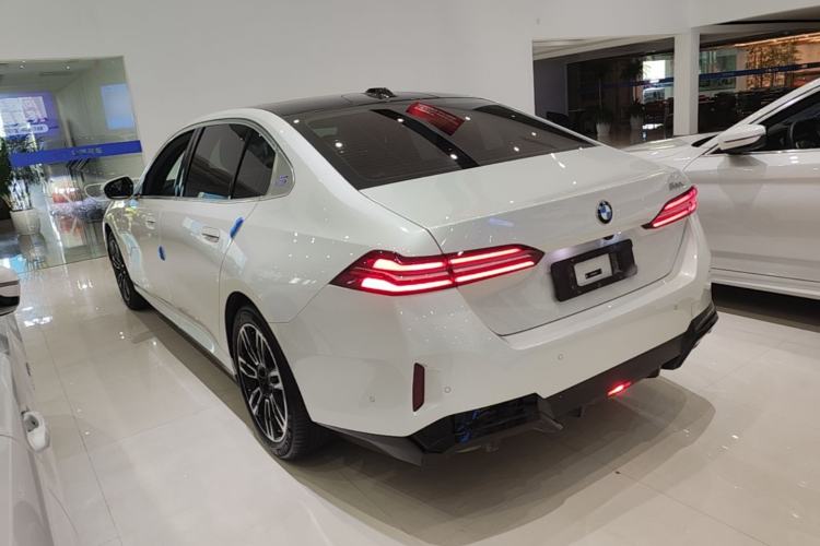 Used BMW 5 Series 2024 530Li Leading Model M Sport Package Rear Left 45 Deg