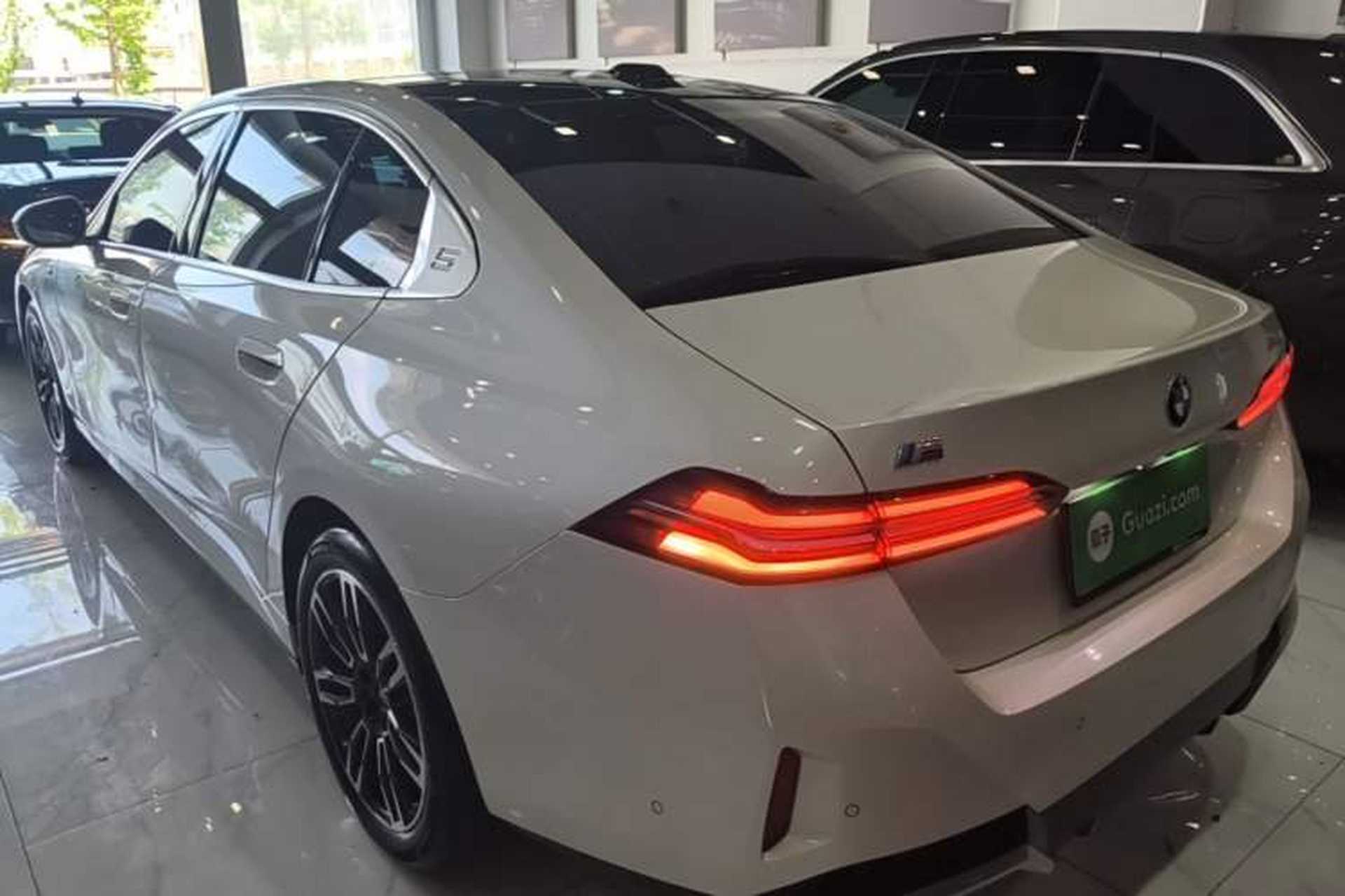 Used BMW 5 Series 2024 525Li M Sport Package Rear Left 45 Deg