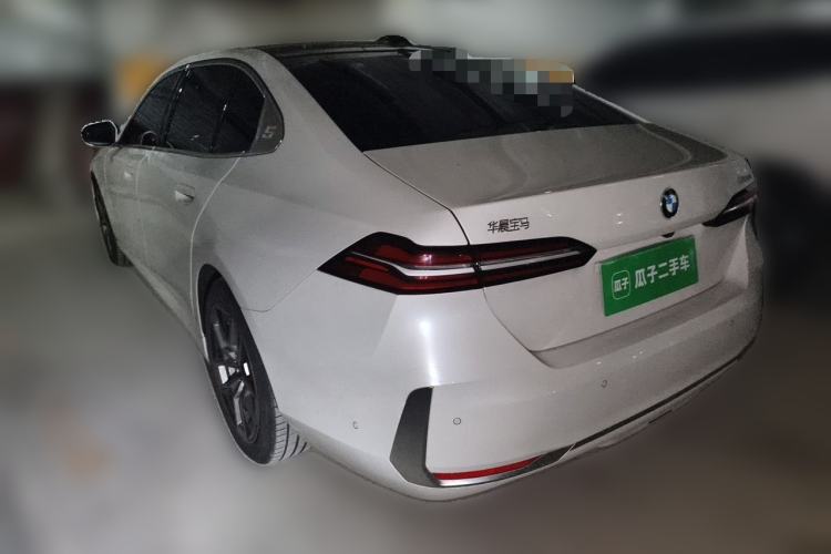 Used BMW 5 Series 2024 530Li Leading Luxury Package Rear Left 45 Deg