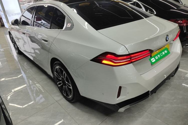 Used BMW 5 Series 2024 530Li Leading Model M Sport Package Rear Left 45 Deg