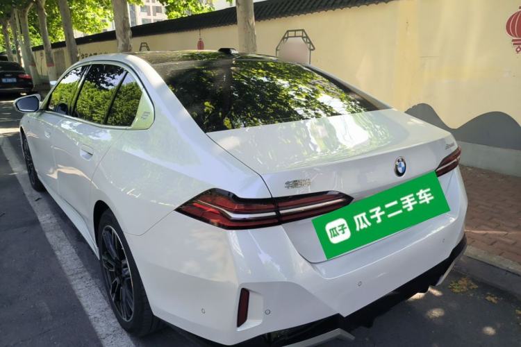 Used BMW 5 Series 2024 525Li M Sport Package Rear Left 45 Deg
