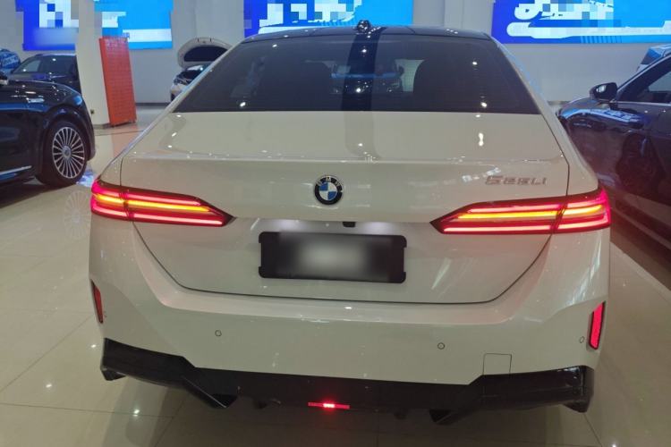 Used BMW 5 Series 2024 525Li M Sport Package Rear