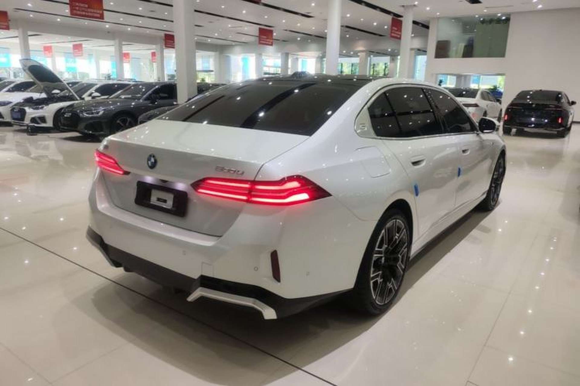 Used BMW 5 Series 2024 530Li Luxury Edition M Sport Package Rear Right 45 Deg