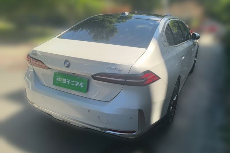 Used BMW 5 Series 2024 530Li Leading Luxury Package Rear Right 45 Deg
