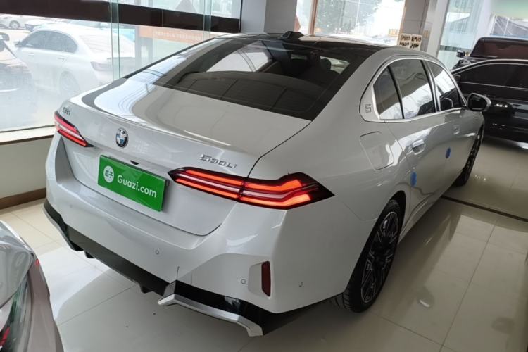 Used BMW 5 Series 2024 530Li Luxury Edition M Sport Package Rear Right 45 Deg