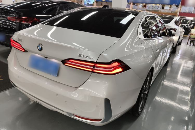 Used BMW 5 Series 2024 530Li Leading Luxury Package Rear Right 45 Deg