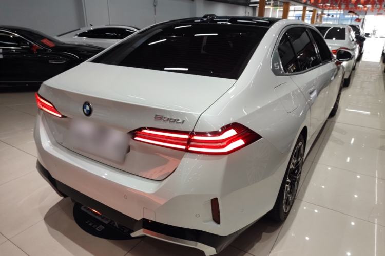 Used BMW 5 Series 2024 530Li Luxury Edition M Sport Package Rear Right 45 Deg