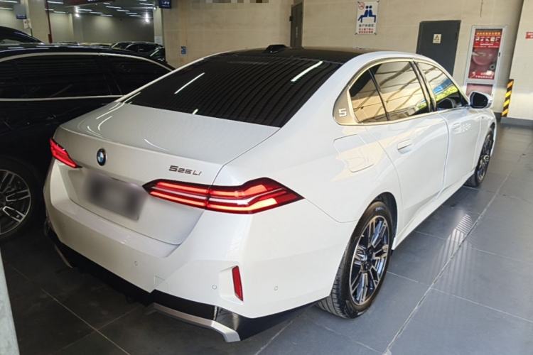 Used BMW 5 Series 2024 525Li M Sport Package Rear Right 45 Deg