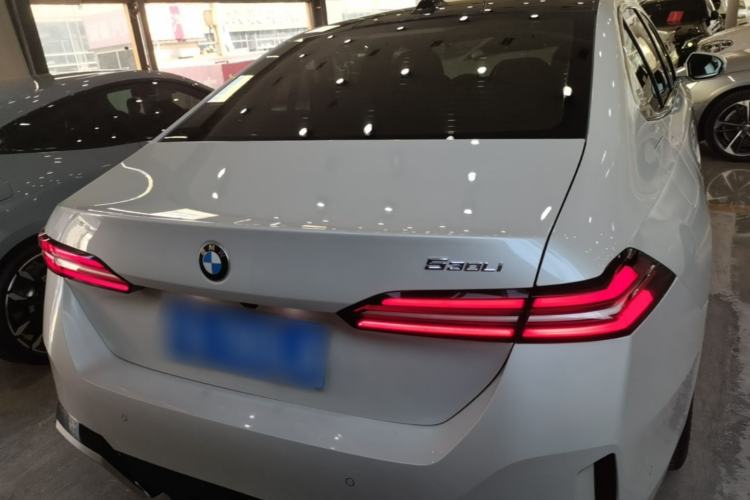 Used BMW 5 Series 2024 525Li M Sport Package Rear