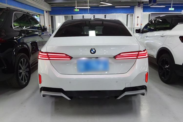 Used BMW 5 Series 2024 525Li M Sport Package Rear