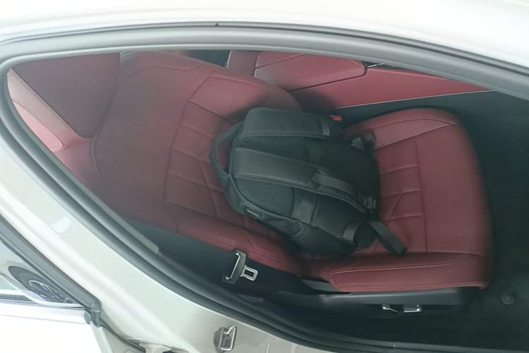 Used BMW 5 Series 2024 530Li xDrive M Sport Package Right Front Seat