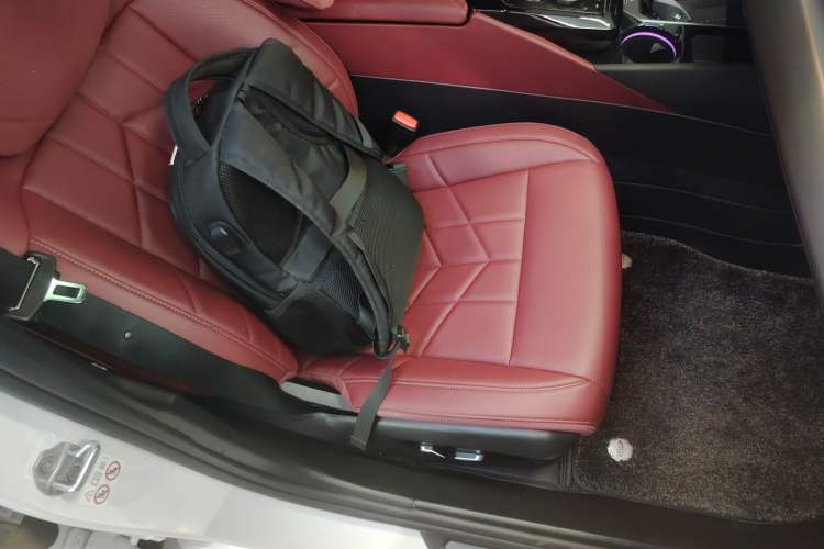 Used BMW 5 Series 2024 530Li Leading Model M Sport Package Right Front Seat
