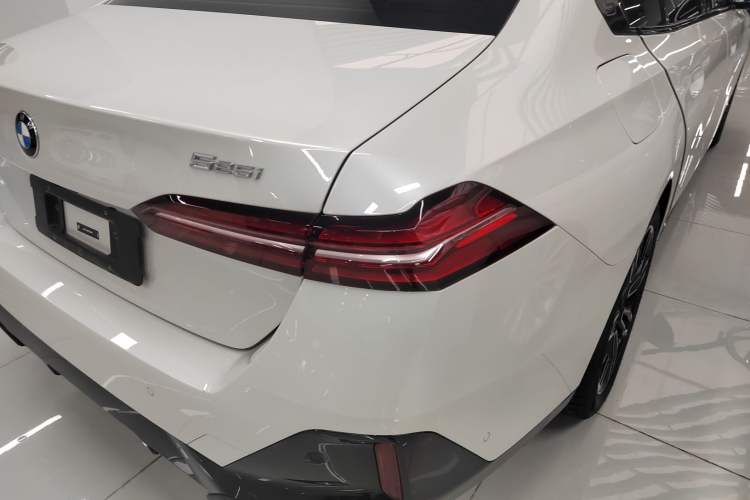 Used BMW 5 Series 2024 525i M Sport Package Right Rear Taillight