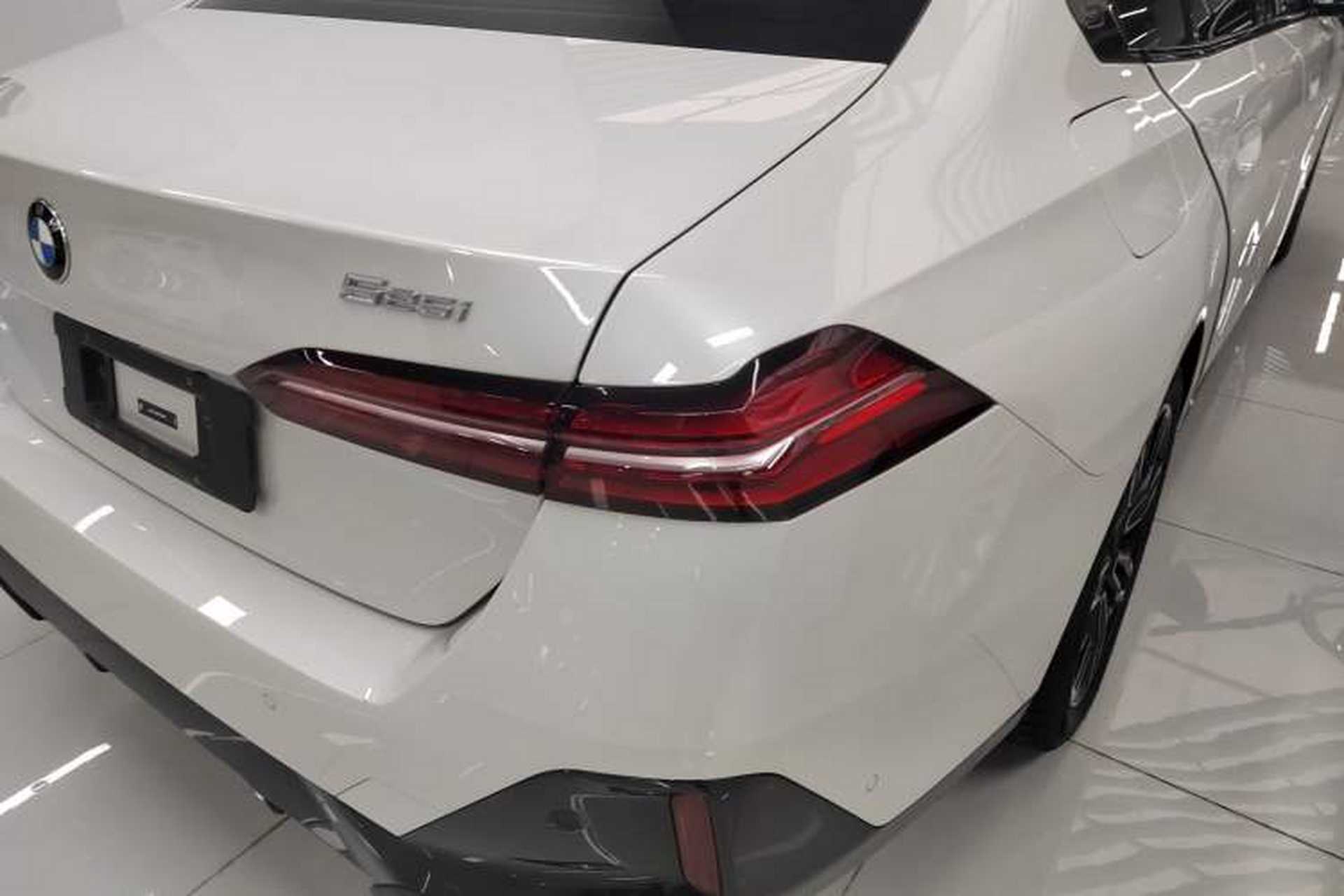 Used BMW 5 Series 2024 525i M Sport Package Right Rear Taillight