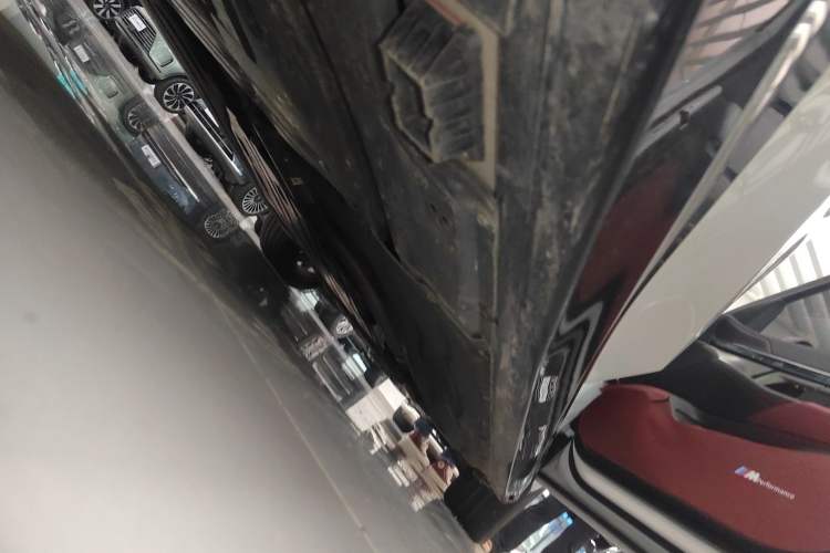 Used BMW 5 Series 2024 525i M Sport Package Right Side Sill