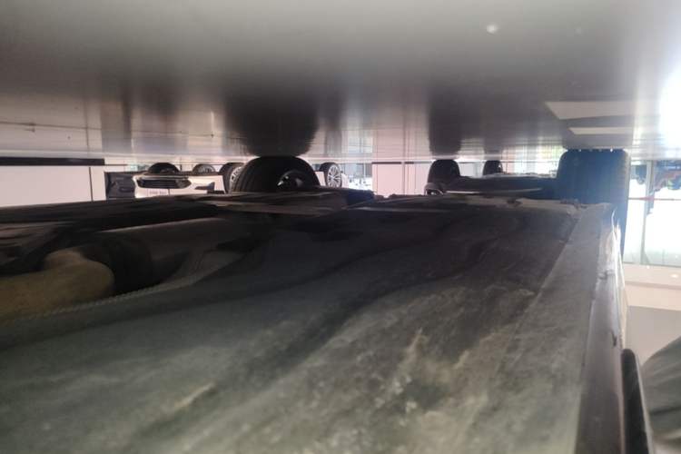 Used BMW 5 Series 2024 530Li Leading Model M Sport Package Right Side Sill