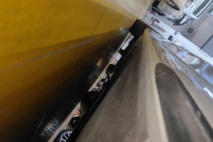 Used BMW 5 Series 2024 530Li Leading Luxury Package Right Side Sill
