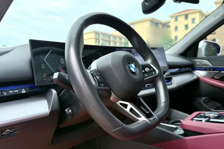 Used BMW 5 Series 2024 530Li Leading Model M Sport Package Steering Wheel