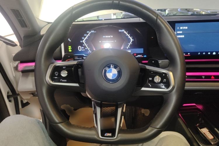 Used BMW 5 Series 2024 530Li Leading Model M Sport Package Steering Wheel