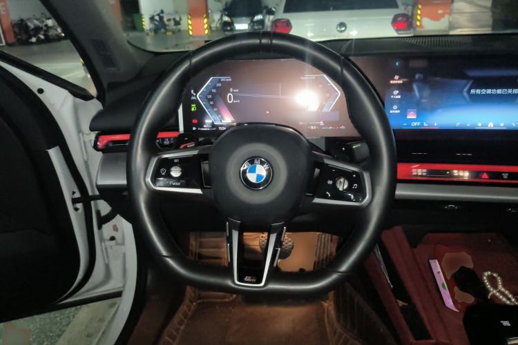 Used BMW 5 Series 2024 530Li Leading Model M Sport Package Steering Wheel