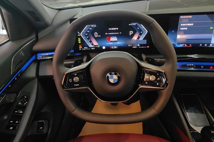 Used BMW 5 Series 2024 530Li Leading Luxury Package Steering Wheel