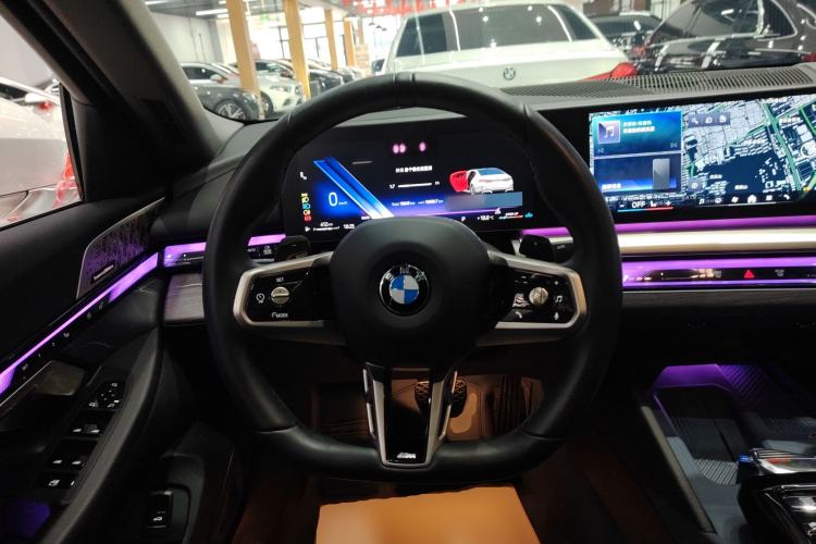 Used BMW 5 Series 2024 530Li Luxury Edition M Sport Package Steering Wheel